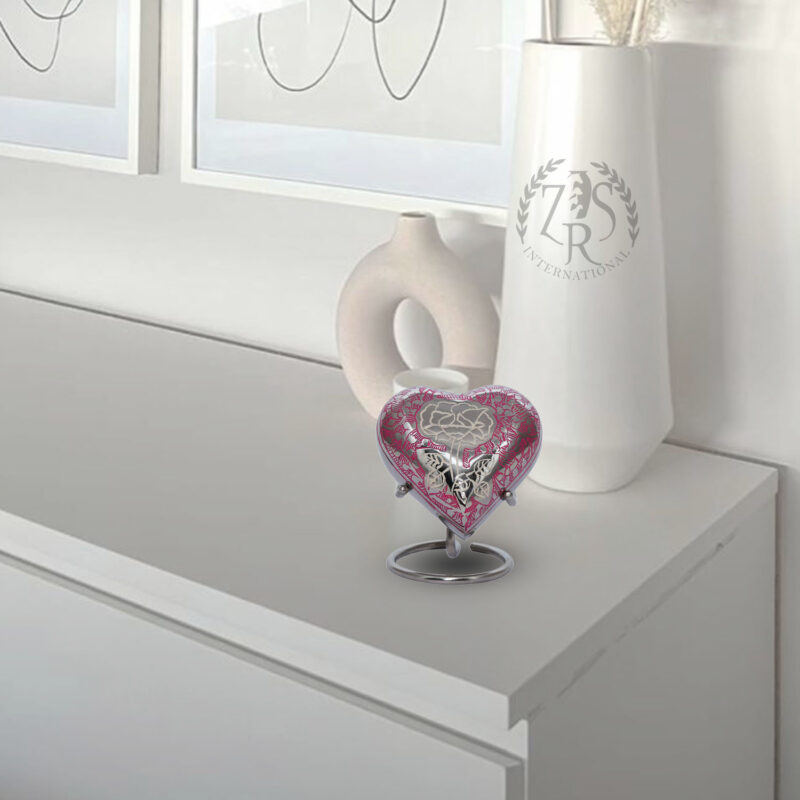 Cremation Urn for Ashes Keepsake Heart Urn | Mini urn