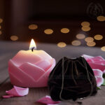 holds a medium urn for ashes